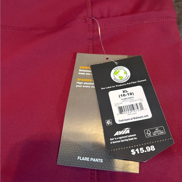 Women’s Athletic Works Maroon Set, Size XL, *Brand New* - Picture 6 of 6
